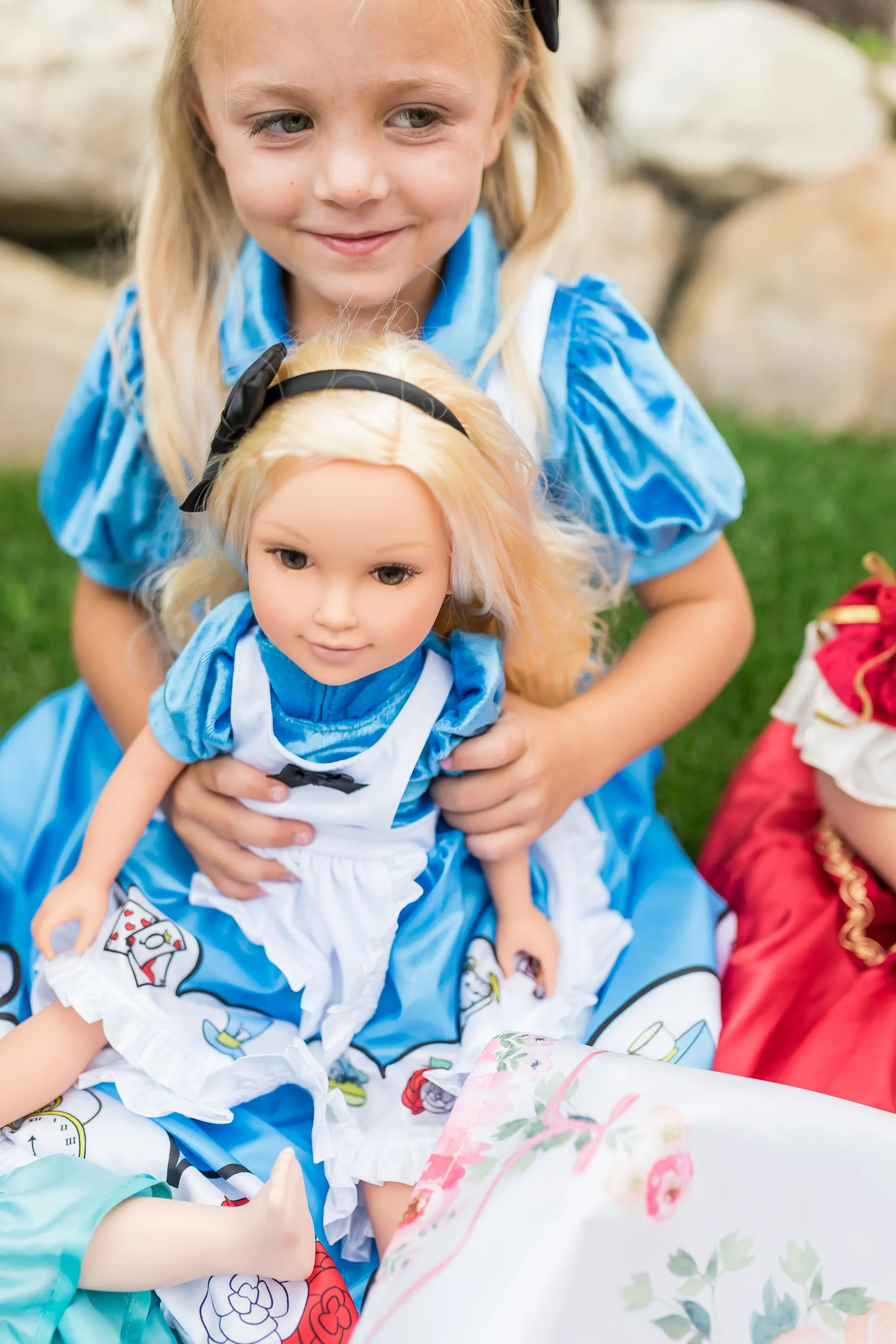 Alice in Wonderland Dress Up