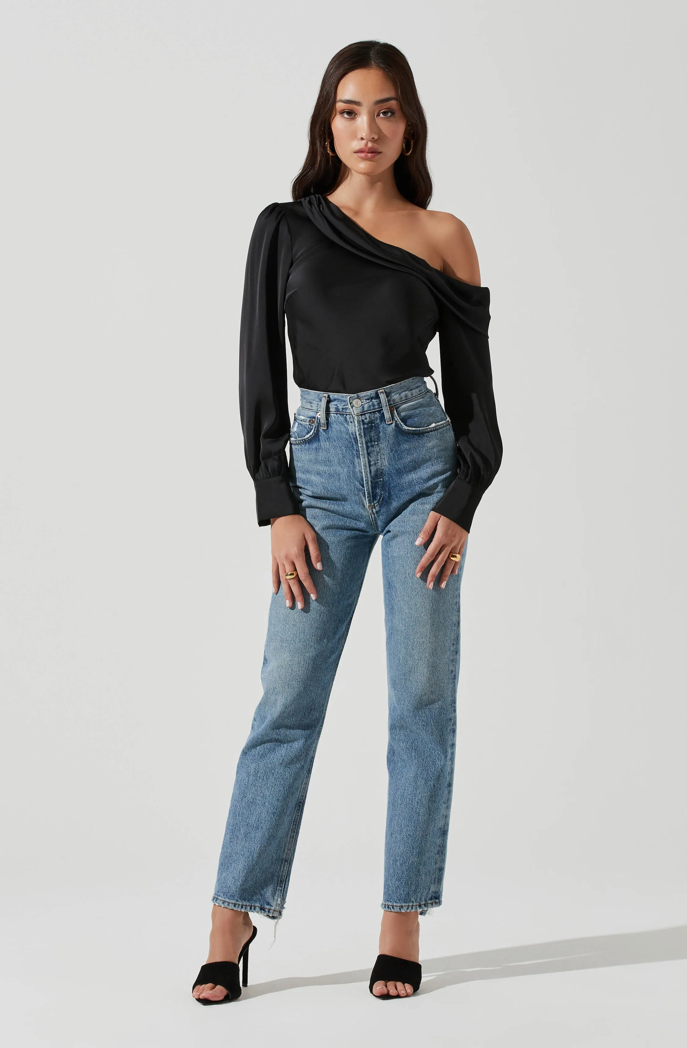 Ellen Off Shoulder Long Sleeve Draped Top