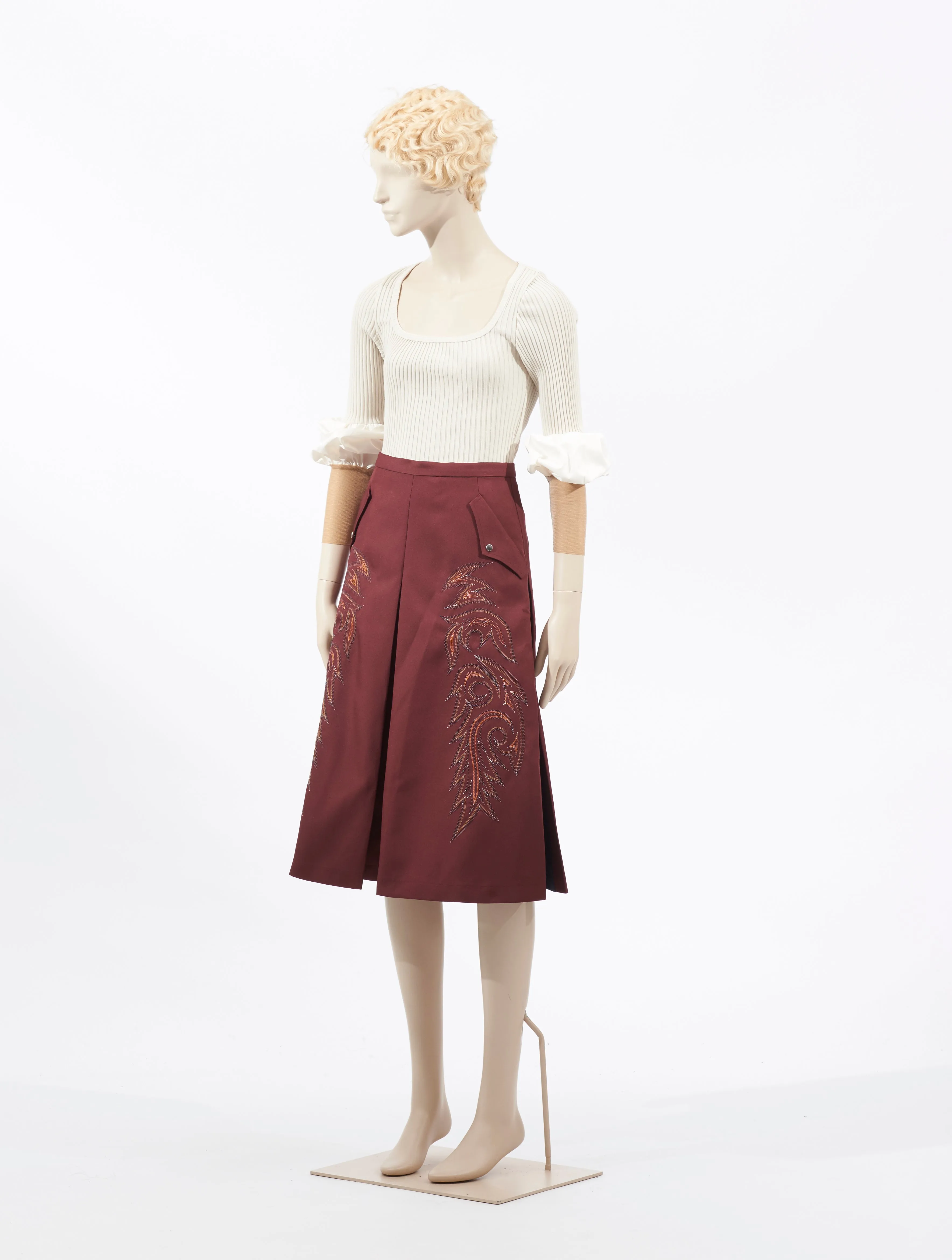 Burgundy Embroidery Skirt by Toga Pulla