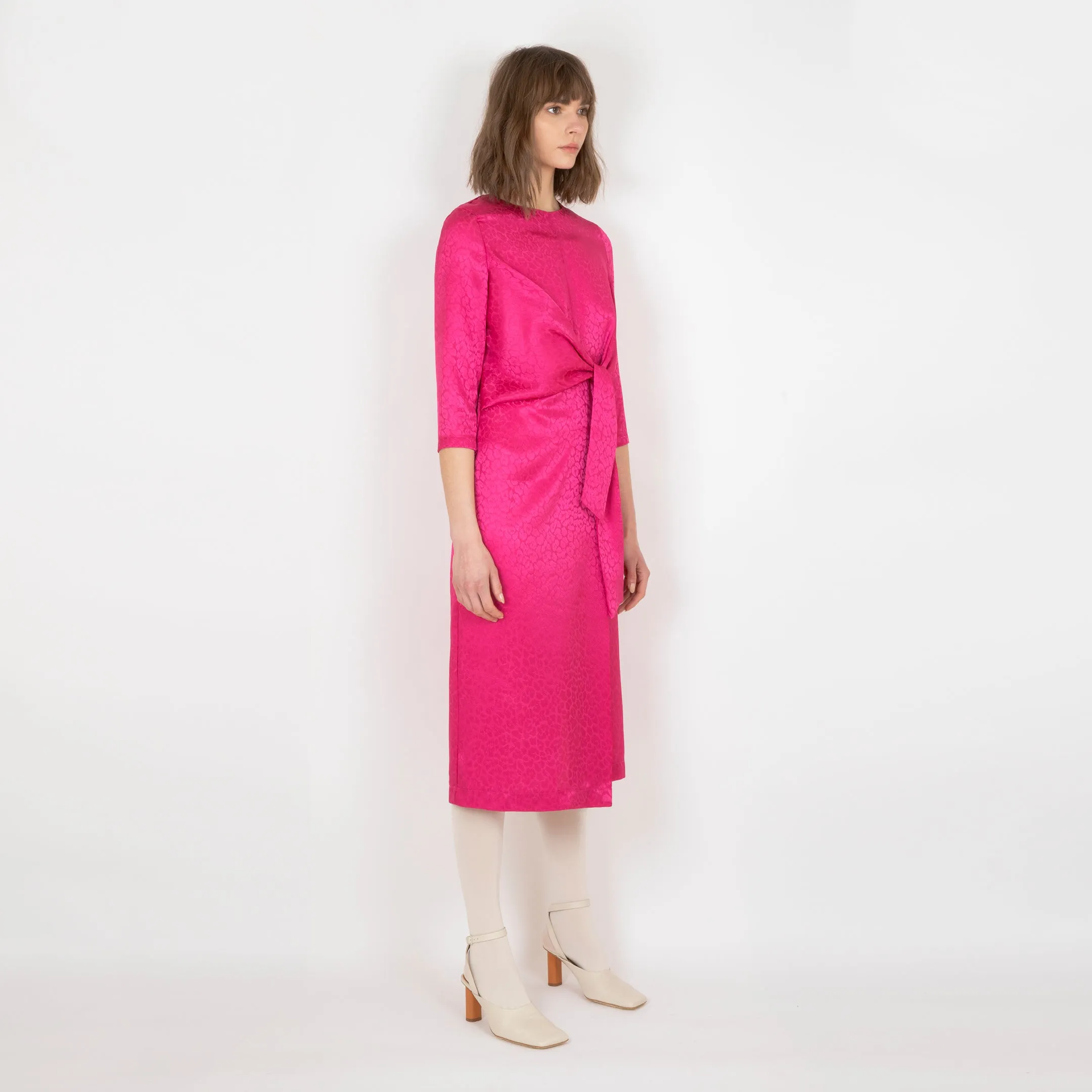 Stylish Magenta Midi Dress with Front Tie