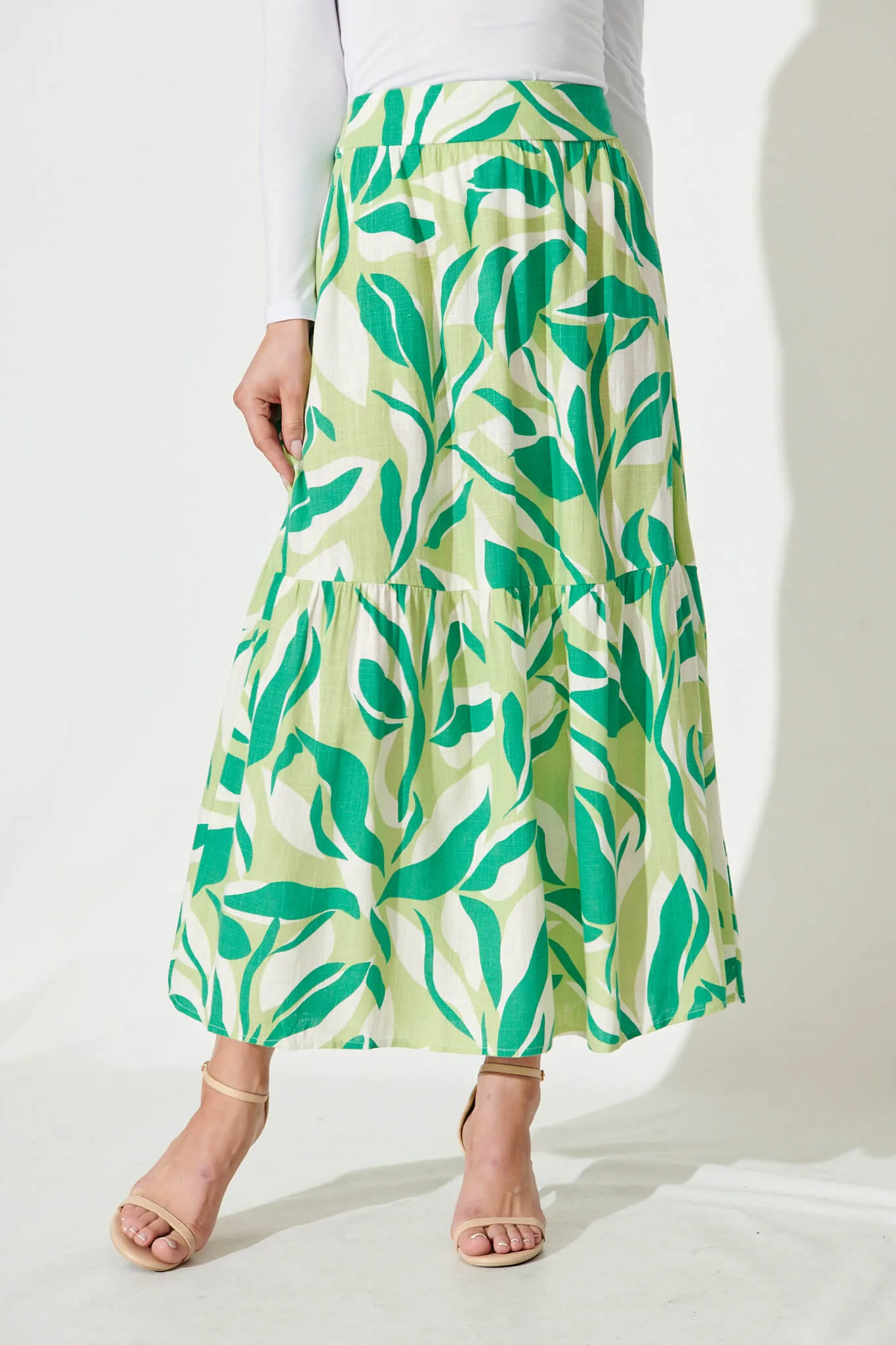 Priscilla Skirt In White And Green Leaf Print
