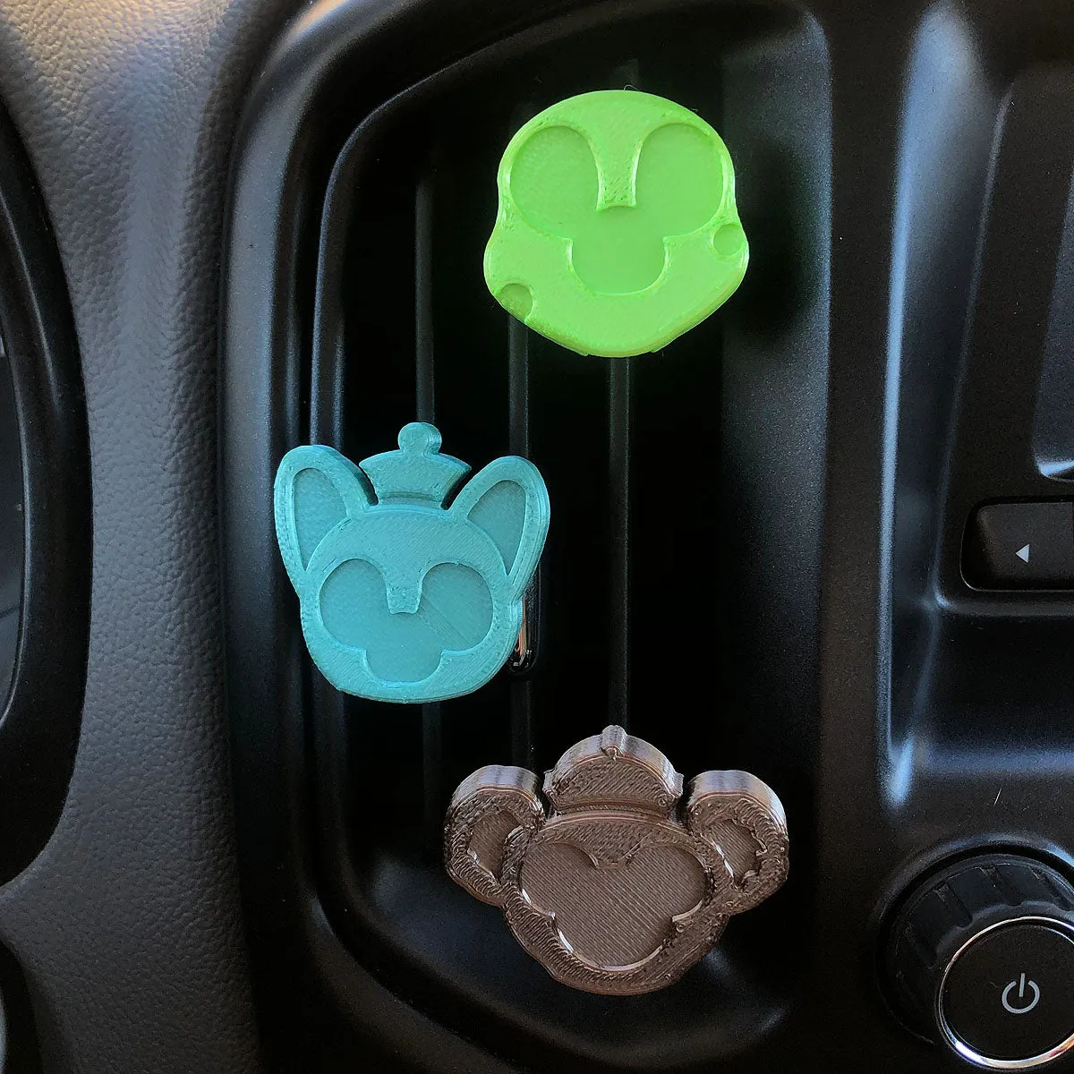 Car Vent Clip Holder - Sailor Bear Design