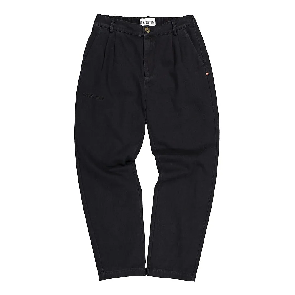 tapered trousers